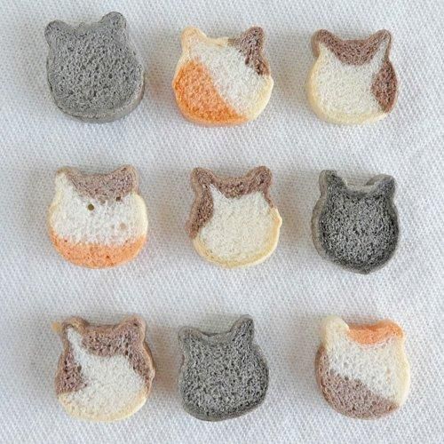 コロンと可愛い猫型のお麩【ニャンふル】 - 猫雑貨・猫グッズ 猫的生活百貨店けいと屋ニコル